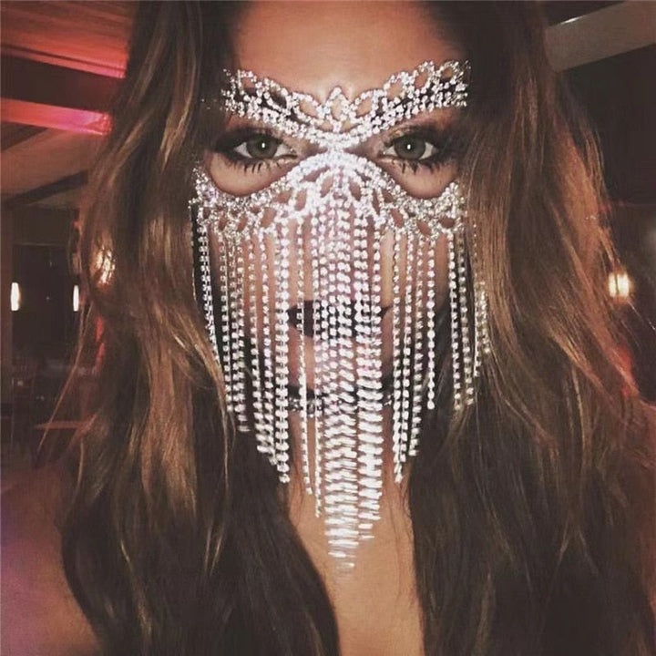 Elegante Unisex Schleier Maske, funkelnder Strass Gesichtsschmuck für Maskenbälle und Abendevents.