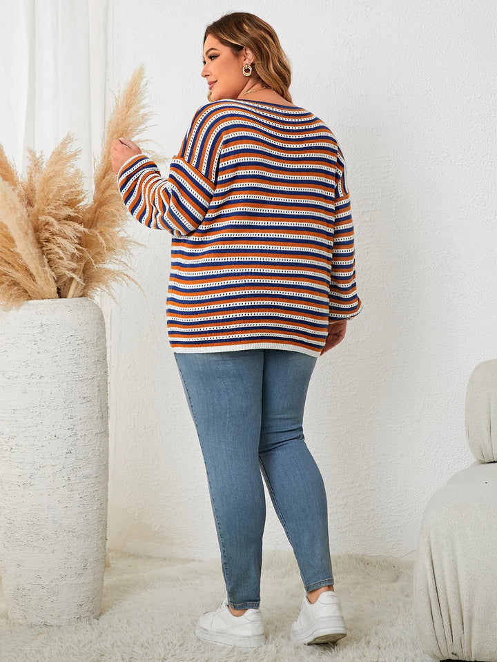Eleganter Damen Strickpullover in Übergröße, gestreift. Bequeme Herbst- & Wintermode.