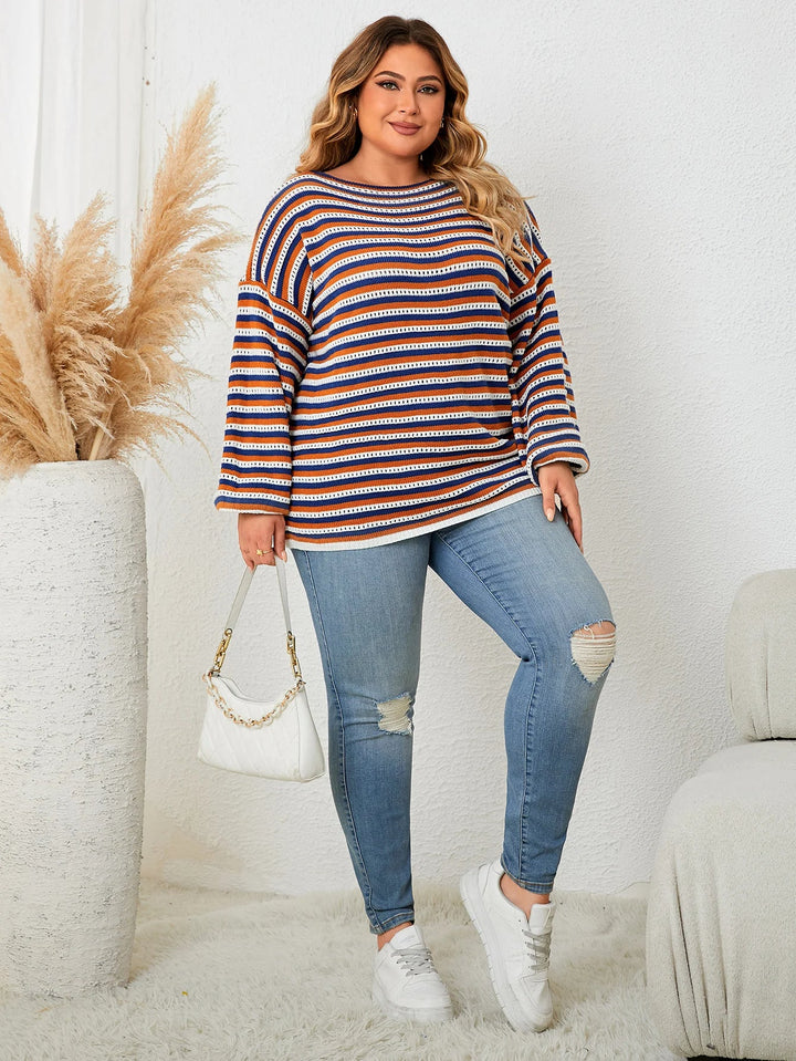Moderner Damen Plus-Size Pullover, gestreift. Vielseitiger Strickpulli für Damenmode.