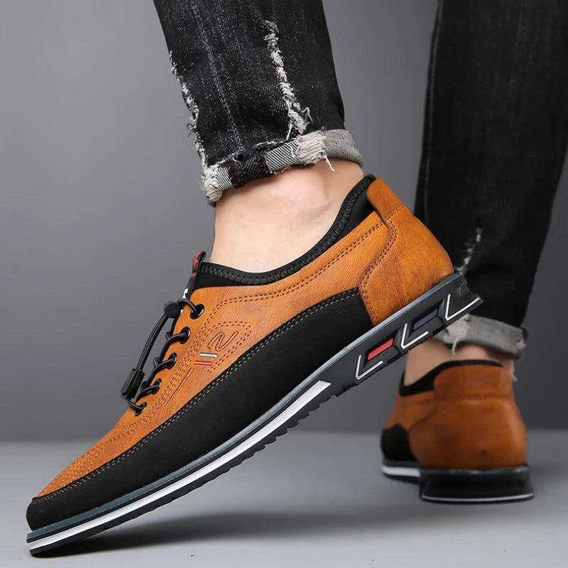 Glänzende Herren Oxford Lackschuhe, schwarz, elegant für Business-Meetings, Hochzeiten und formelle Anlässe.
