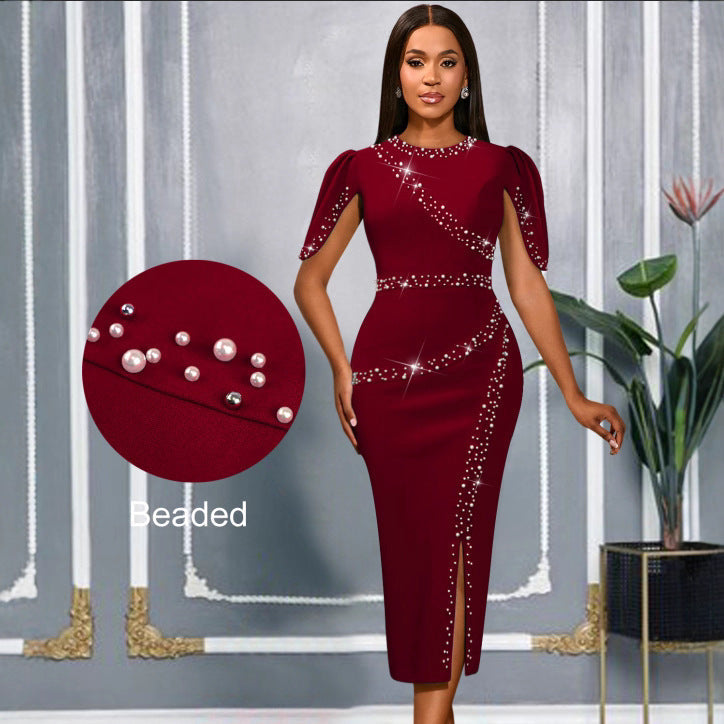 Langes Damen Ballkleid mit funkelndem Glitzer und hohem Schlitz. Ideales festliches Partykleid für besondere Anlässe.