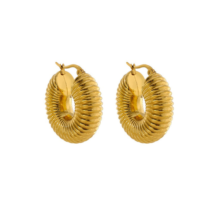 Damen Goldene Creolen aus hochwertigem Edelstahl, elegant und zeitlos, das perfekte Accessoire für jeden Look.