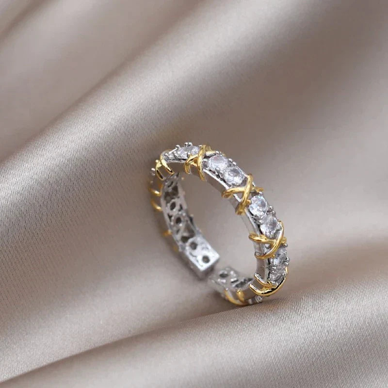 Eleganter Silber-Angstring aus Titanionen für Stressabbau & inneres Wohlbefinden, unisex und verstellbar.