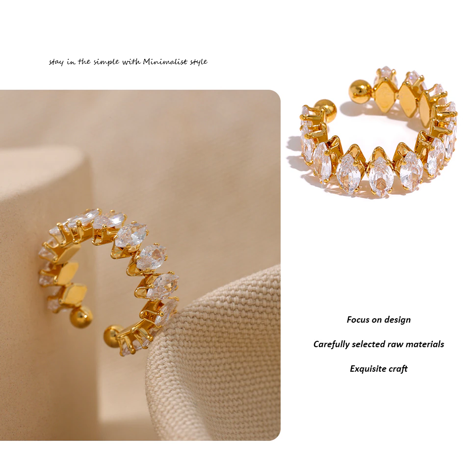 Glitzernder Damenring aus Edelstahl, vergoldet, mit Zirkonia. Ein eleganter Schmuck für Frauen.