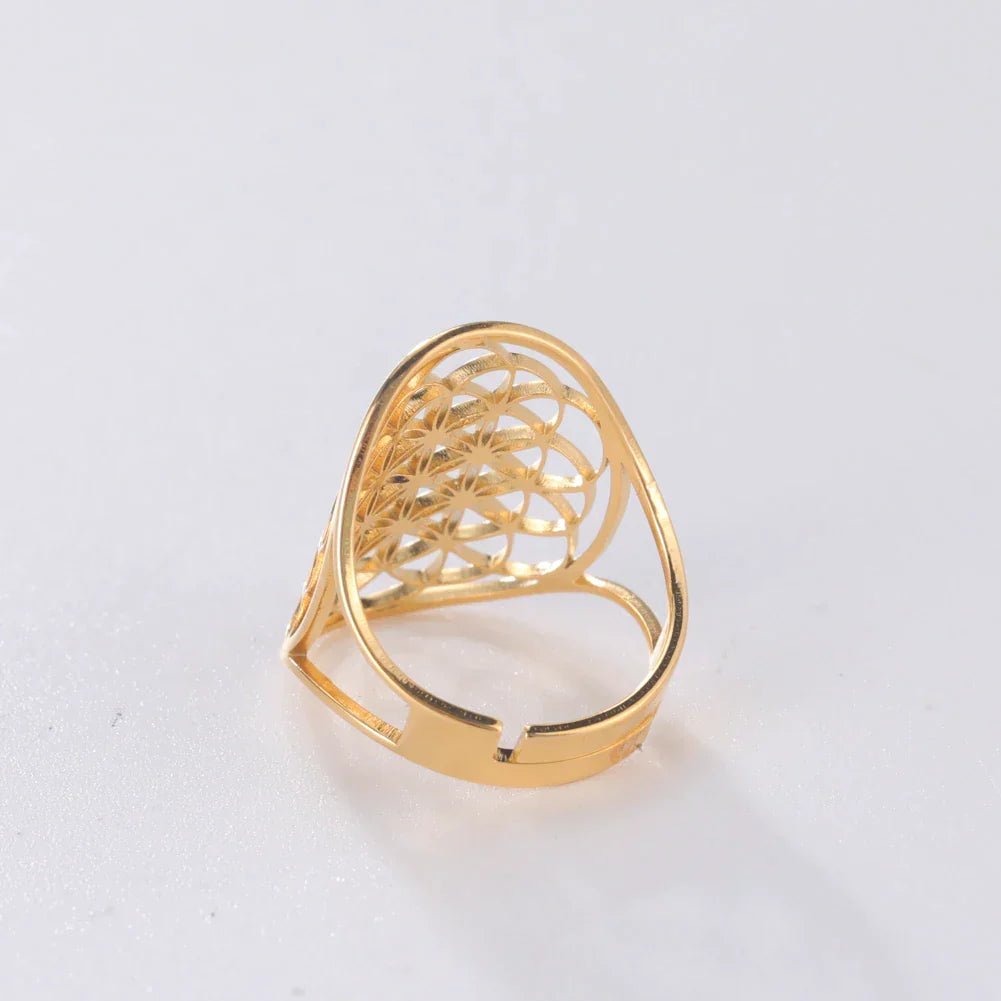 Detailreicher Blume des Lebens Ring, verstellbar und unisex; spiritueller Edelstahlschmuck mit esoterischem Symbol.