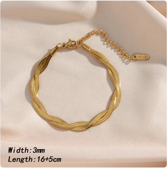 Schickes Damen Gold Kette und Armband Set, wasserfest & rostfrei. Hochwertiger Goldschmuck für Frauen.