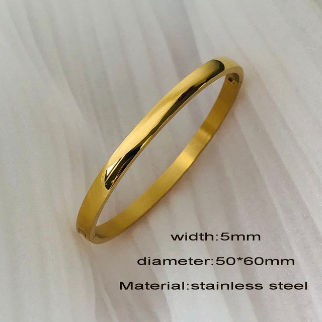 Luxuriöses Damen Zirkon Armband, Schmuck Accessoire für Eleganz und Stil.