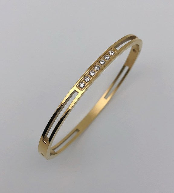 Funkelndes Damen Armband mit Zirkoneinlage, stilvoll und zeitlos schön.