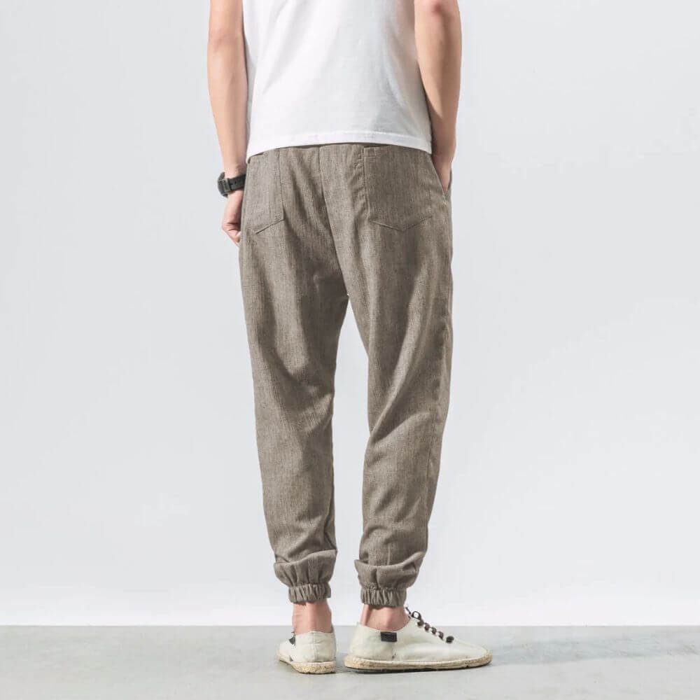Khaki Herren Freizeithose, leicht & stilvoll, maximaler Komfort für den lässigen Sommer-Look.