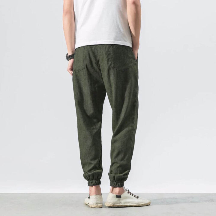 Marineblaue leichte Herrenhose, atmungsaktiv & komfortabel, perfekt für Freizeit & entspannte Looks.
