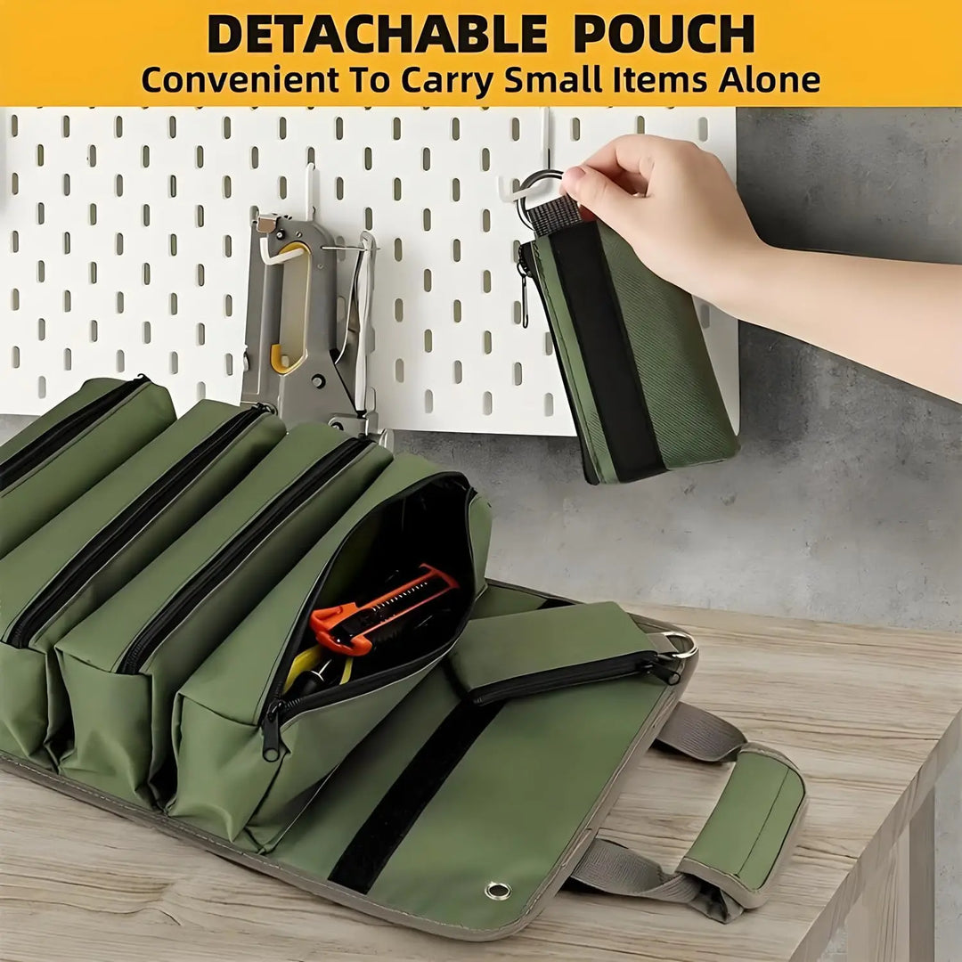 Geöffnete Werkzeug Rolltasche mit verschiedenen Fächern für Schraubendreher, Zangen & Kleinwerkzeuge.
