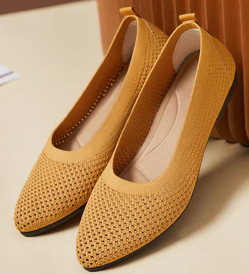 Orthopädische Ballerinas für Damen in elegantem Grau, bieten den ganzen Tag Komfort.