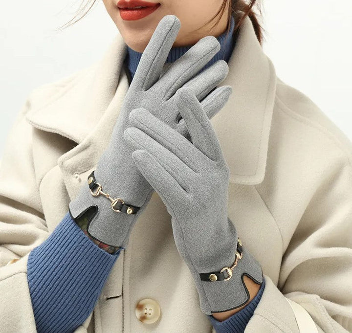 Mella Damen Winterhandschuhe: Warme, stilvolle Accessoires mit Kälteschutz und praktischer Touchscreen-Funktion.