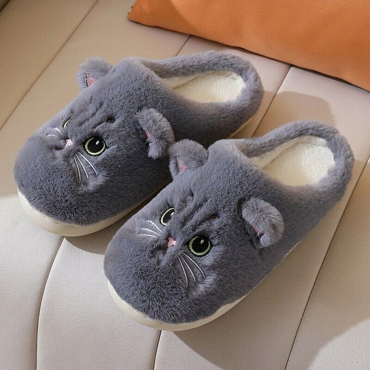 Komfortable Dorie Hausschuhe, unisex, mit flauschigem Innenfutter und süßem Katzen-Motiv für den Winter.