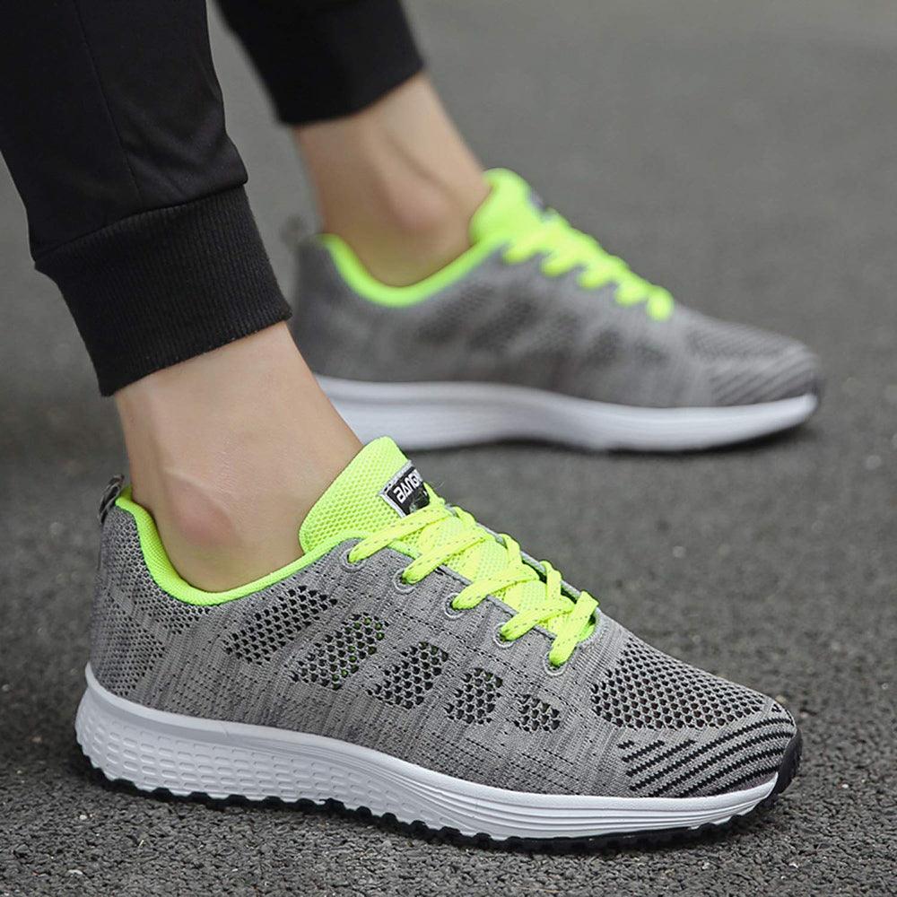 Detail: Flexible und dämpfende Sohle der Damen Turnschuhe. Bequeme Fashion Sneaker, perfekt für langen Tragekomfort.