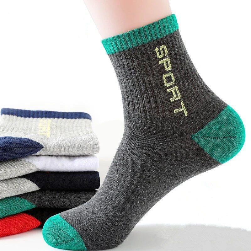 Herren Socken für Sport & Business: Atmungsaktiv, rutschfest und den ganzen Tag bequem. Ganzjährig nutzbar.