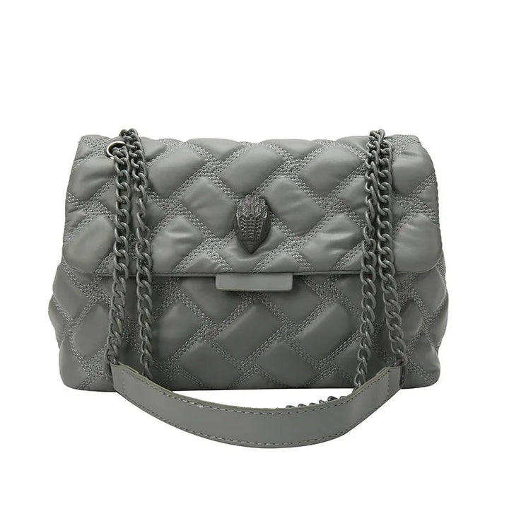 Elegante gesteppte Umhängetasche für Damen, ideal als Clutch.