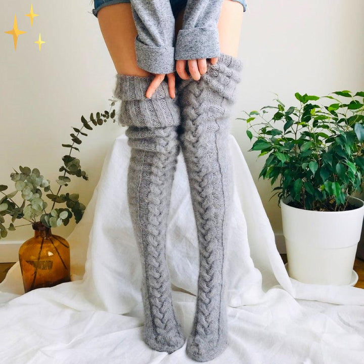 Warme, stilvolle Damen Winterstrümpfe, lange Socken für gemütliche Wintertage und komfortable Mode.
