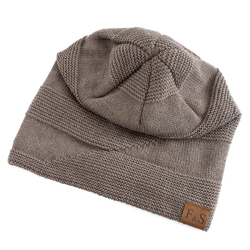 Gemütliche Unisex Wintermütze, perfektes Geschenk für Damen & Herren. Warme Strick-Beanie für kalte Tage.
