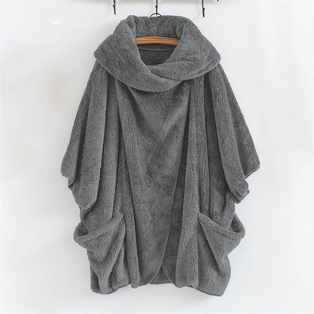 Modische Oversize Damen Kapuzenjacke. Stilvoll, bequem und vielseitig für Alltag & Outdoor-Aktivitäten.