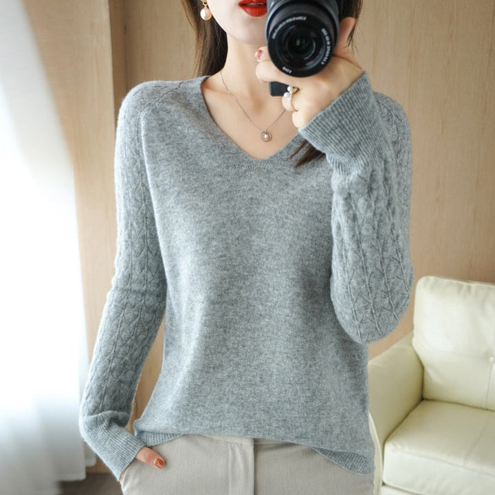 Eleganter Damen Strickpullover für Herbst und Winter. Ideal für stilvolle Alltagslooks.