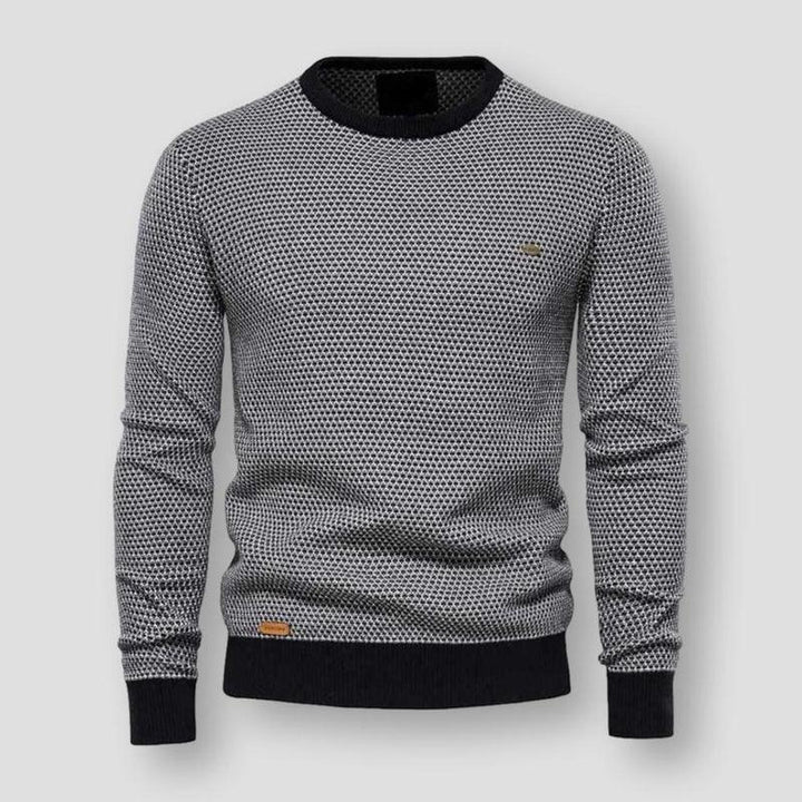 Weicher Herbst-Strickpullover für Herren in Grau. Stilvoller, bequemer Winterpullover für legere Männer-Outfits.