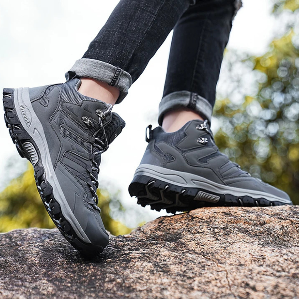 Strapazierfähige wasserdichte Unisex-Wanderschuhe, gebaut für Langlebigkeit und Komfort im Outdoor-Einsatz.