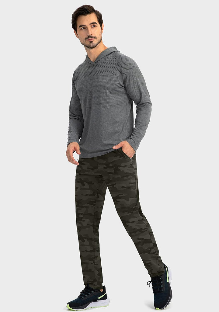 Herren Jogginghose in klassischer Farbe, Tapered Fit, vielseitig kombinierbar.