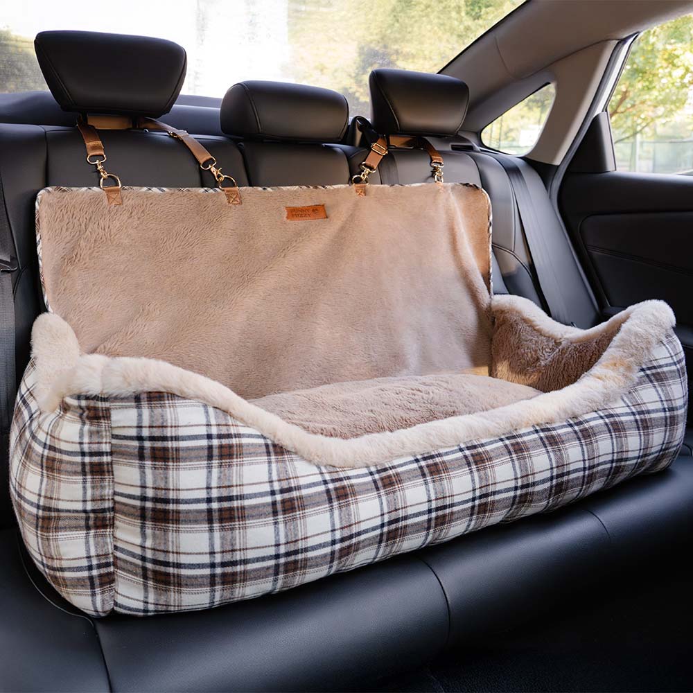 Innovativer Hundeautositz für sicheren Halt & maximalen Reisekomfort Ihres Vierbeiners im Auto.