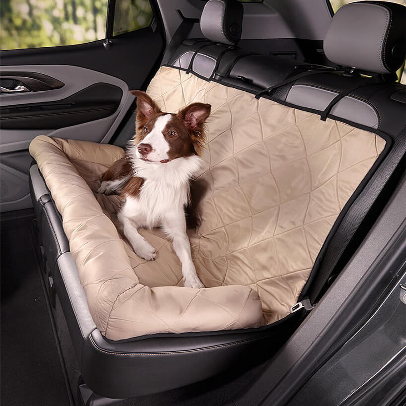 Gepolsterter Hundeautositz, bietet Ihrem Haustier eine erhöhte Aussicht während der Fahrt.