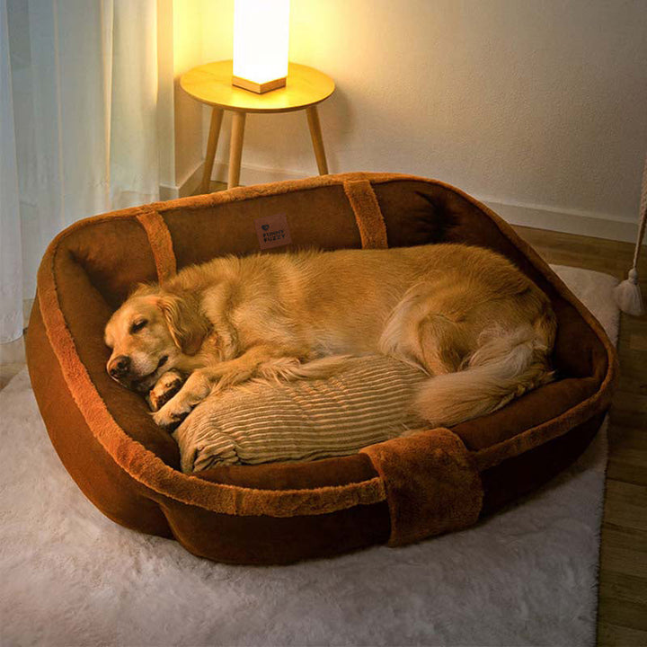 Großes, gemütliches Vintage-Sofa-Hundebett für erholsamen Schlaf und Entspannung.