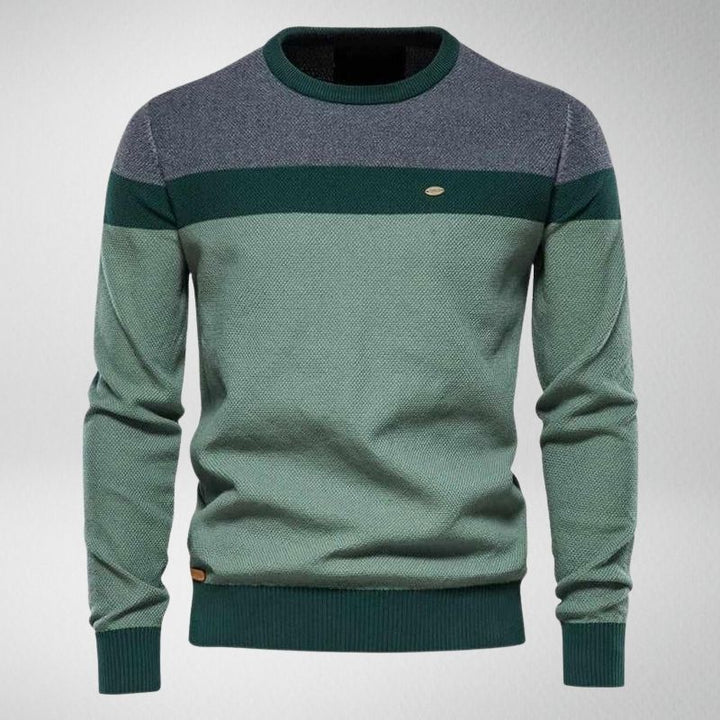 Eleganter Herren-Winterpullover in modernem Design. Bequemer Langarm-Pullover für stilvolle Herbsttage.