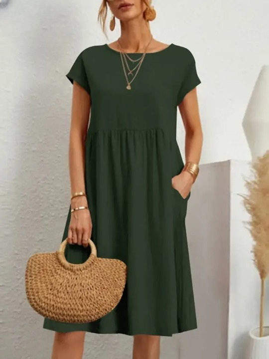 Modisches Khaki Damen Sommerkleid mit bezauberndem Regular Fit. Stylisches Kleid für Freizeit & Damenmode.