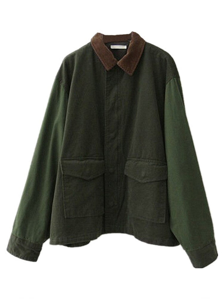 Elegante Damen Herbstjacke im Oversize-Look, ideal als stilvolle Übergangsjacke für Frauenmode.