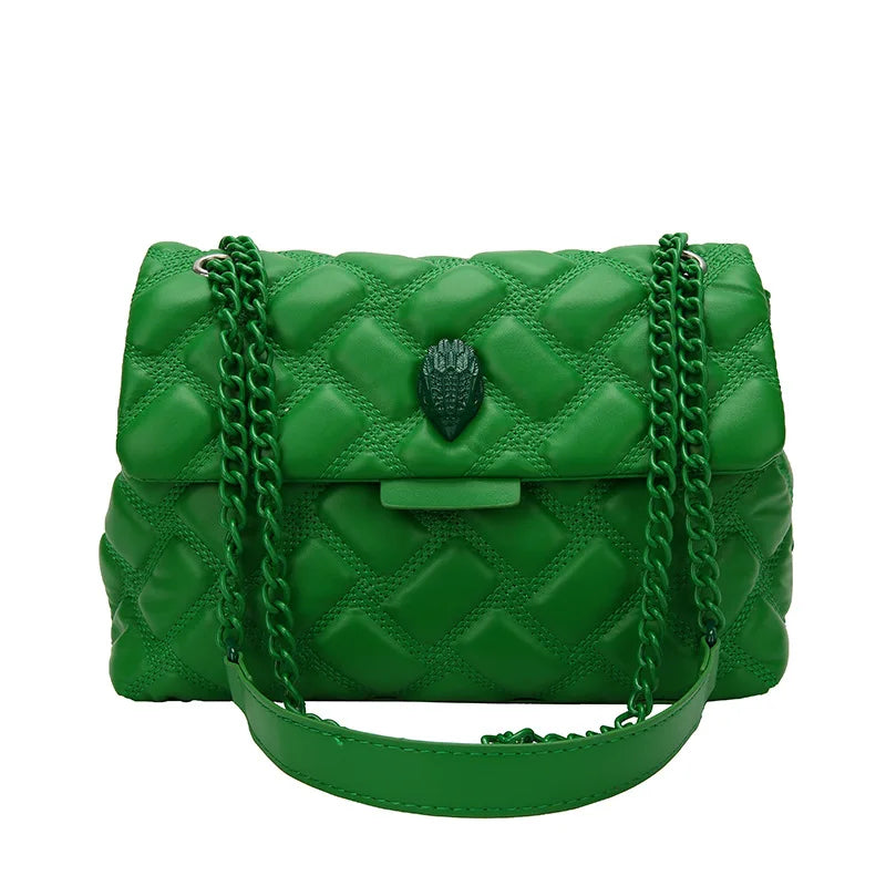 Moderne gesteppte Damen Clutch, vielseitig als Umhängetasche tragbar.