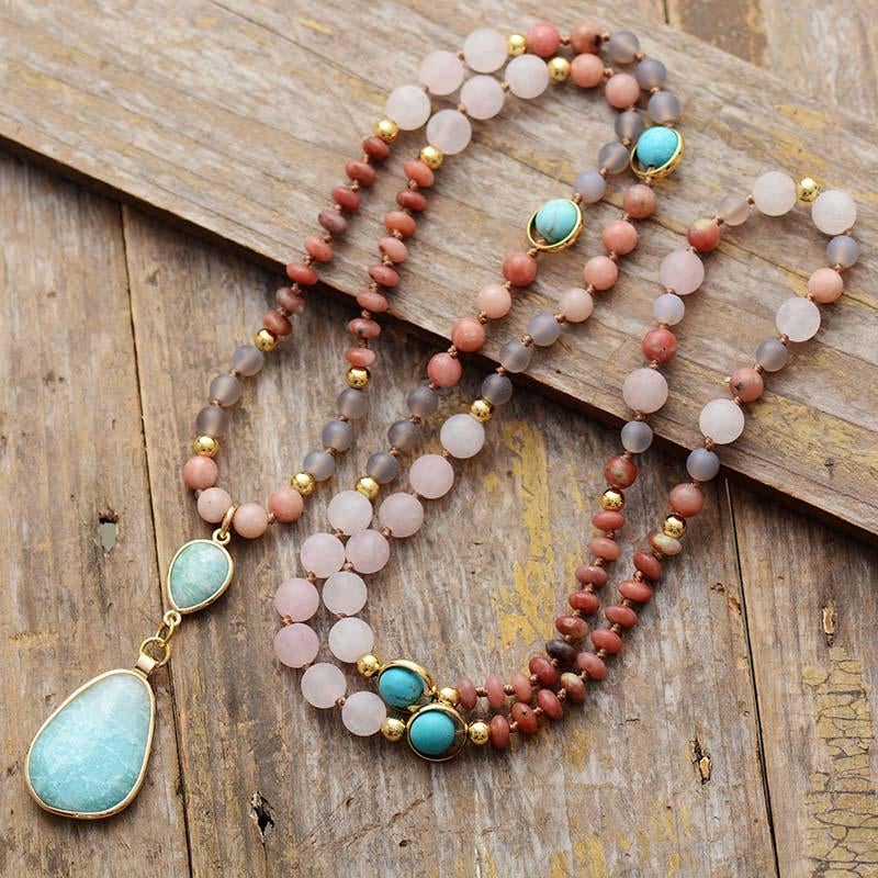 Spirituelle Damen Pastell Mala Kette zur tiefen Reinigung. Handgefertigter Schmuck mit Energie-Heilsteinen.