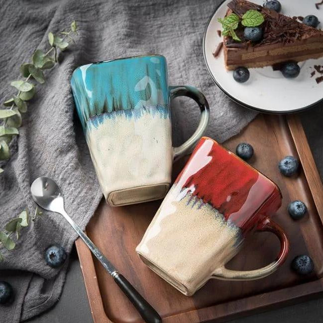 Einzigartige Teetasse aus Porzellan mit kunstvoller Fließglasur, handgemacht. Für besonderen Kaffeegenuss.