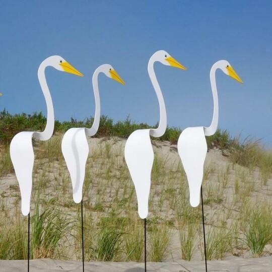 Schöner Flamingo Windanzeiger aus Aluminium, handgefertigte Garten- und Balkondeko für außen.