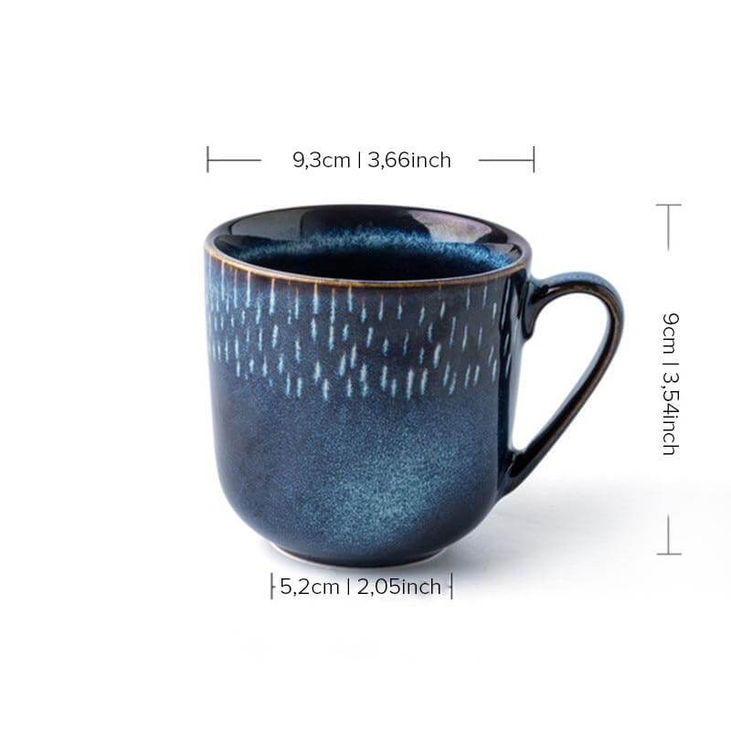 Einzigartiger blauer Keramikbecher, handgefertigt mit Sternen-Himmel-Design. Perfekter Hingucker & Geschenkidee.