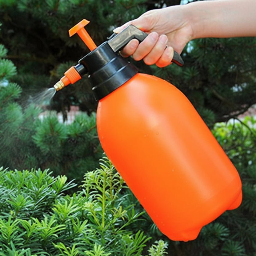 Ergonomisches Handpumpen-Sprühgerät für einfache Anwendung in Garten & Haushalt. Ideal für kleine Flächen.
