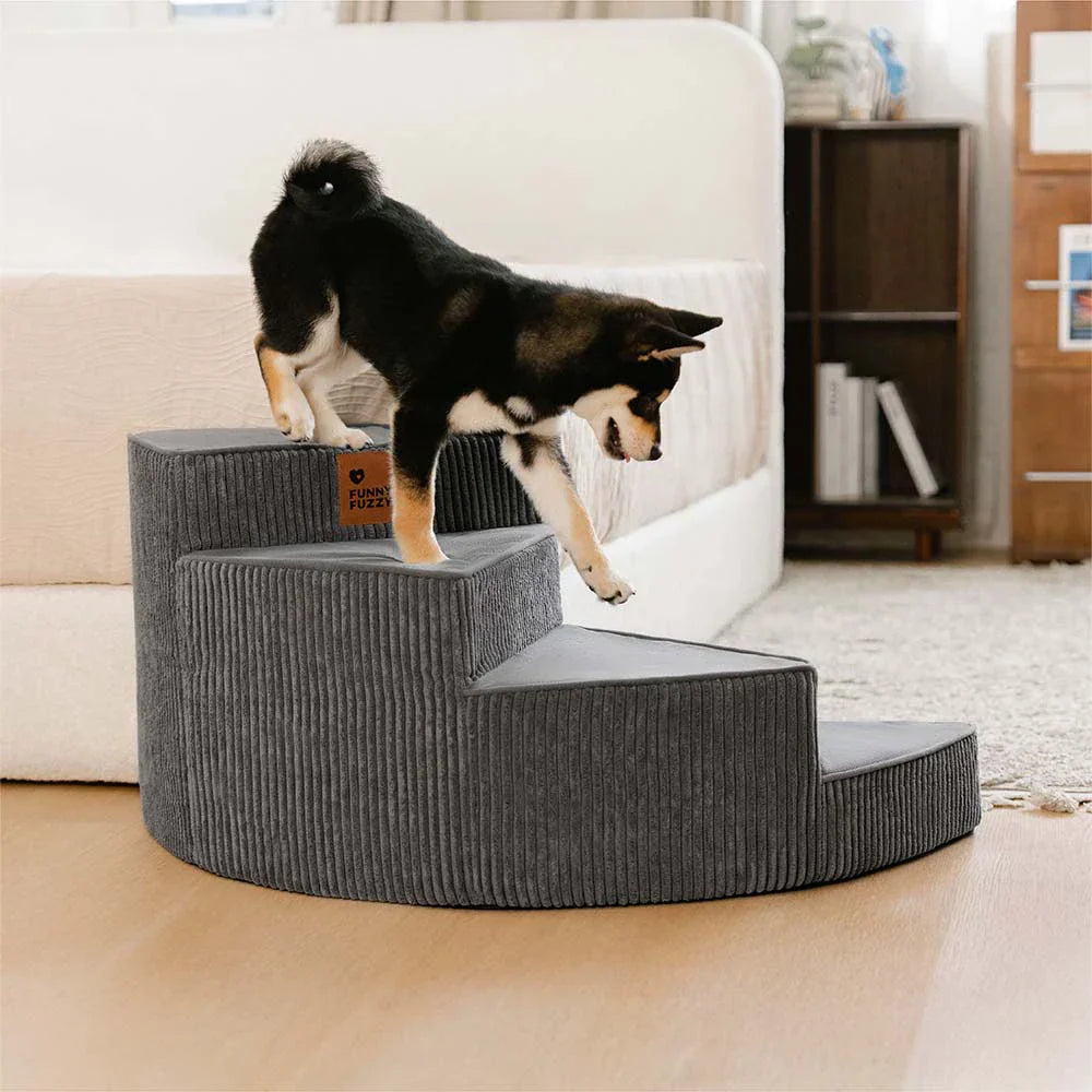 Cord Haustiertreppe mit weichen Stufen, schont die Gelenke kleiner Tiere.