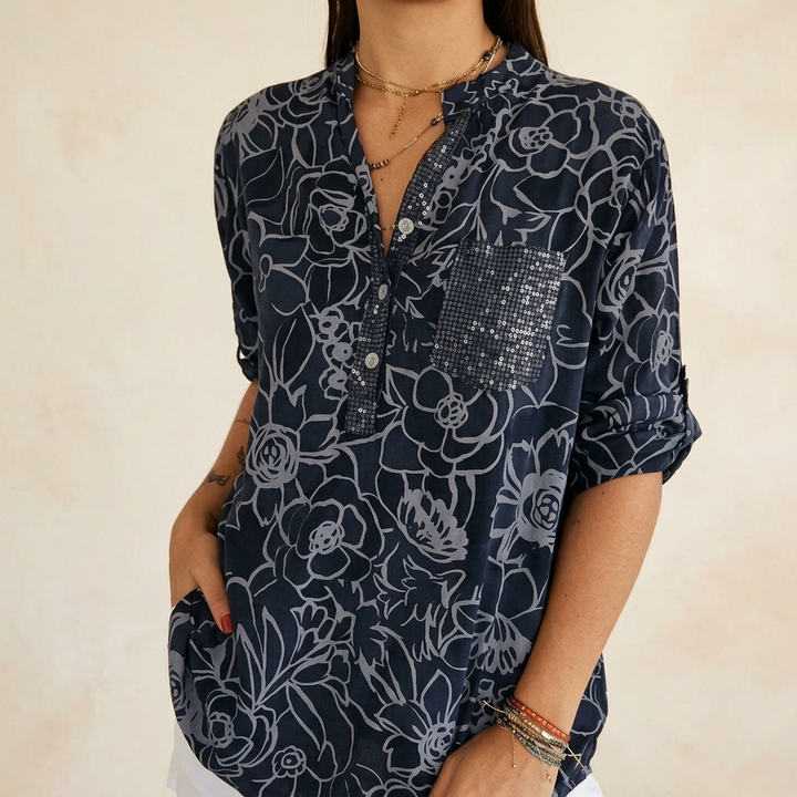 Frühlingshafte Blumenbluse für Damen, lockere Passform, 3/4-Ärmel und Pailletten-Highlight.