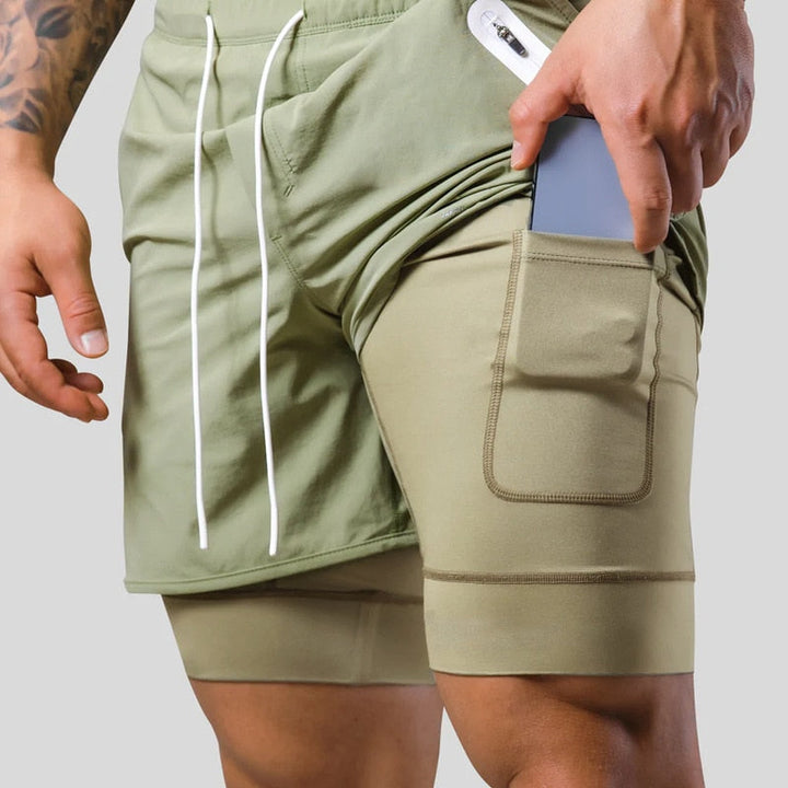 Maximale Performance mit Herren 2-in-1-Fitnessshorts Mauro, atmungsaktiv & bequem.