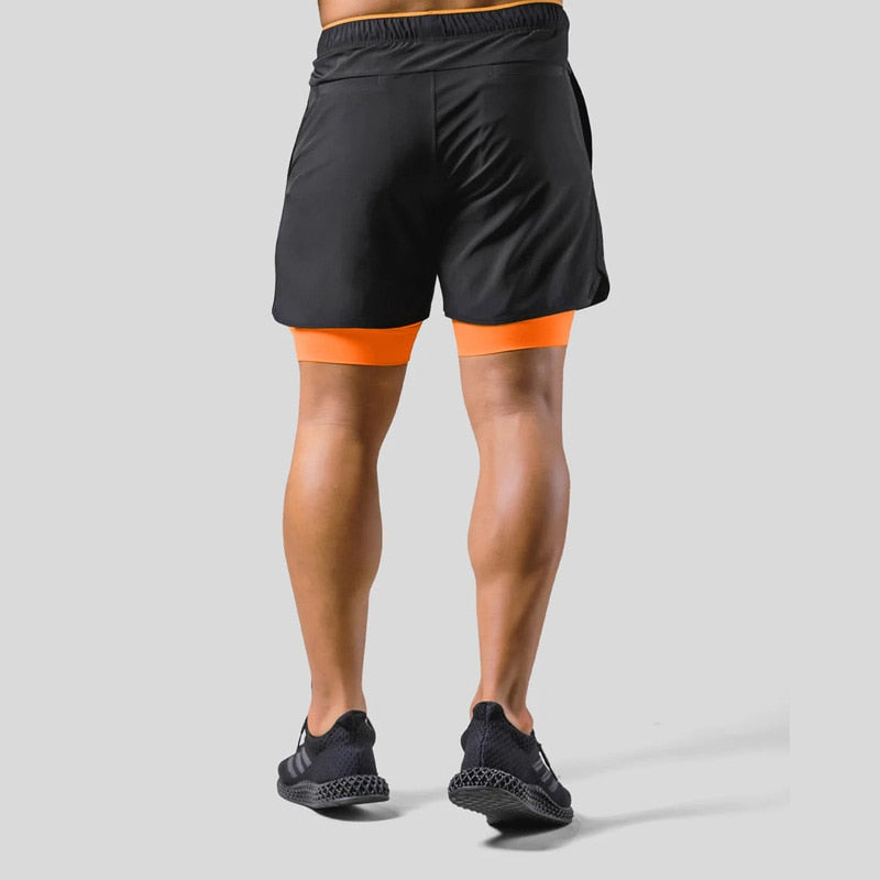 Komfortable Herren Fitnessshorts Mauro, 2-in-1-Design für maximale Bewegungsfreiheit.