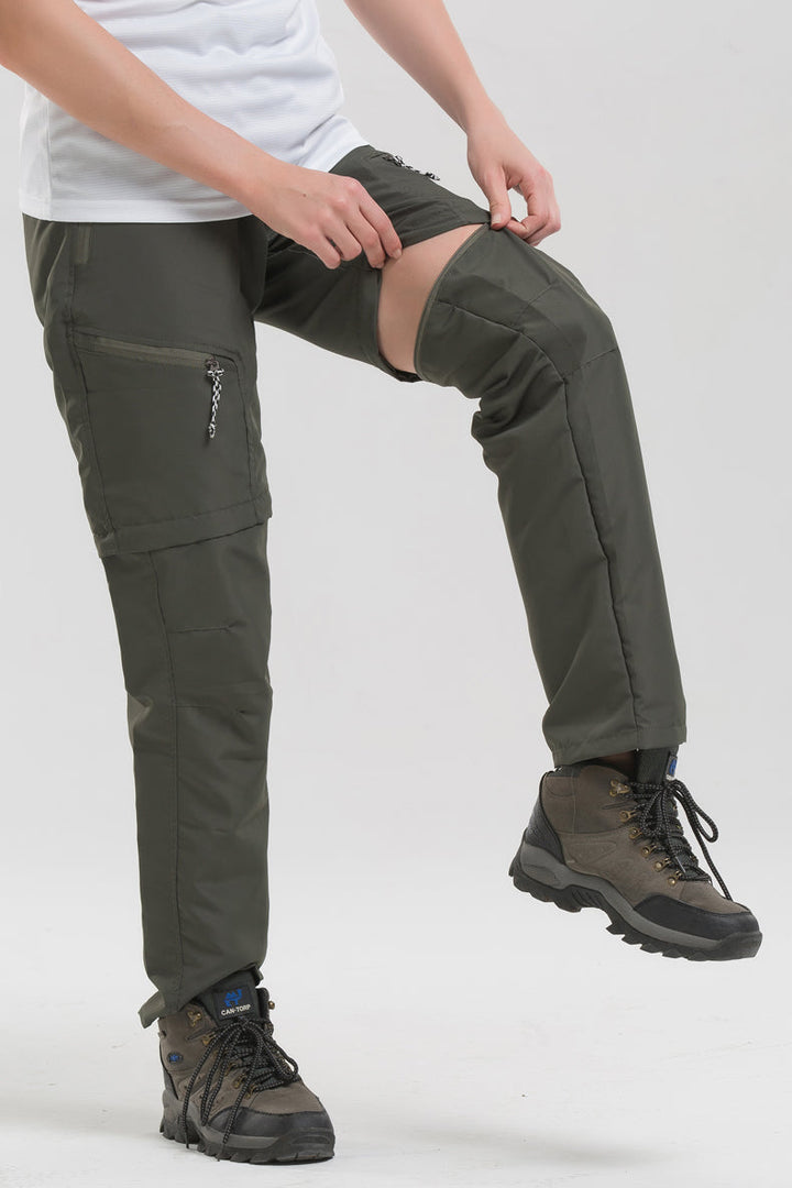 Textur der strapazierfähigen Herren 2-in-1 Trekkinghose, optimal für Outdoor.