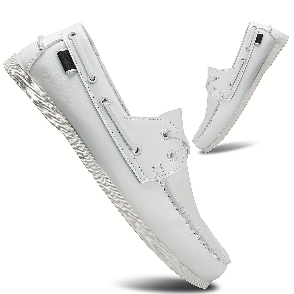 Herren Bootschuhe, lässig & stilvoll, mit robustem, rutschfestem Grip für Outdoor-Abenteuer.
