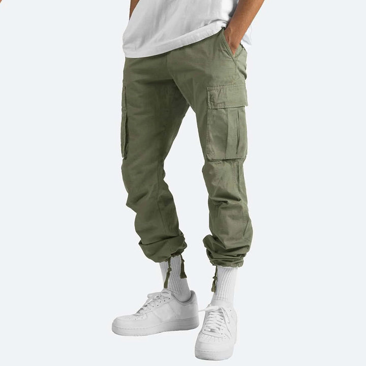 Herren Cargo-Hose Mason: Klassischer Casual-Look mit modernen Details. Perfekt für jeden Tag.