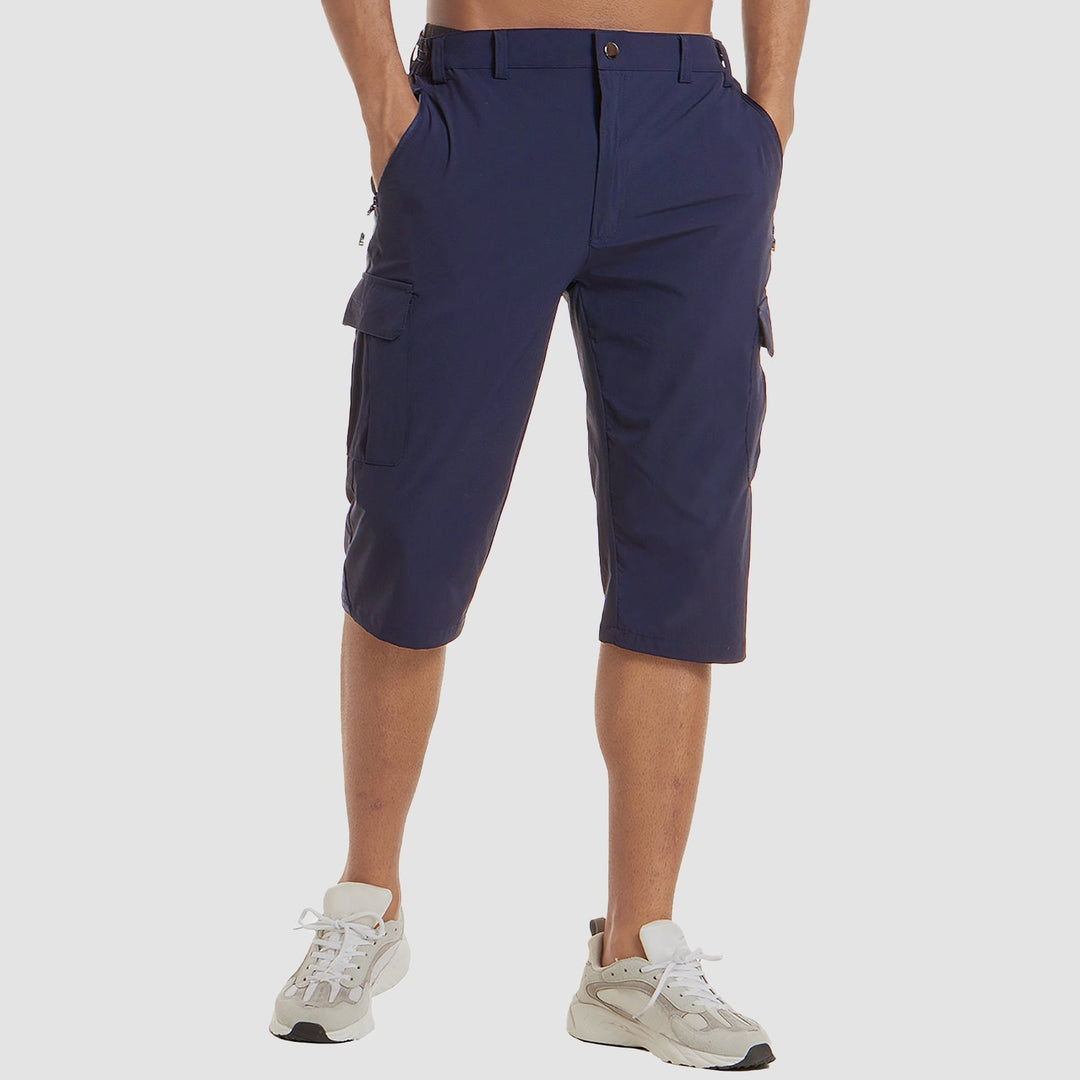 Detailaufnahme der strapazierfähigen, schnelltrocknenden Stoffstruktur der Herren Cargo Shorts.
