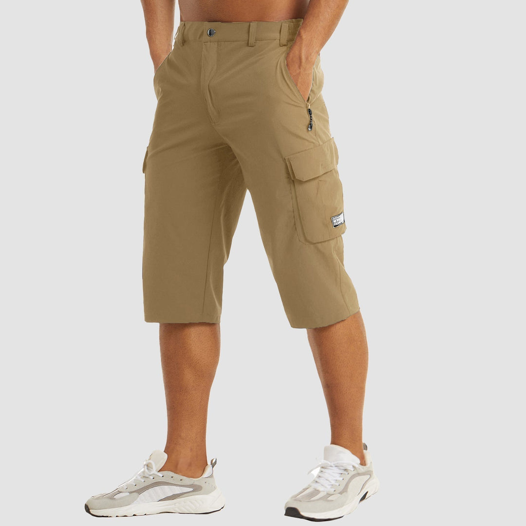 Funktionale Herren Cargo Shorts mit praktischen Seitentaschen, ideal für Outdoor-Ausrüstung, schnelltrocknend.