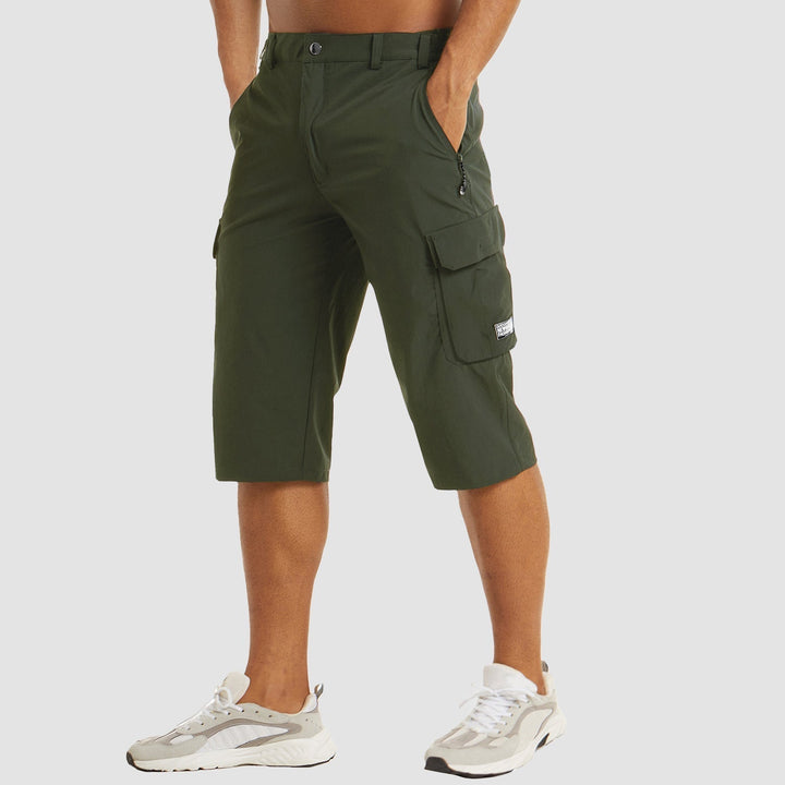 Hellgraue Herren Cargo Shorts, schnelltrocknend & robust, perfekt für den Sommerurlaub.